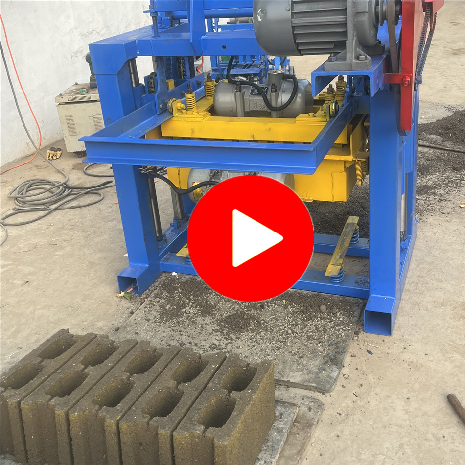 QT4-40C small manual chain driven cement block machine operate video